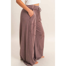 Load image into Gallery viewer, Mineral Wash Star Patch And Print Wide Leg Pants