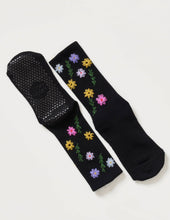 Load image into Gallery viewer, Wild Flower Pilates Grip Socks