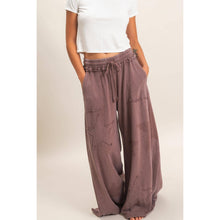 Load image into Gallery viewer, Mineral Wash Star Patch And Print Wide Leg Pants