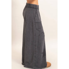 Load image into Gallery viewer, Mineral Wash Star Patch And Print Wide Leg Pants